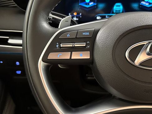 Certified 2024 Hyundai Palisade Calligraphy FWD image 17