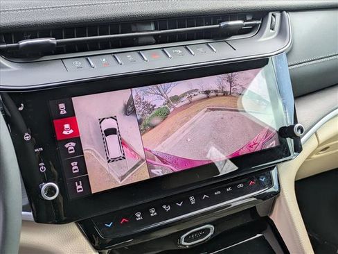 New 2026 Jeep Grand Cherokee Limited image 15