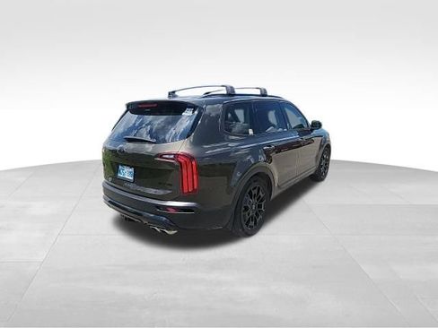 Used 2021 Kia Telluride SX w/ SX Prestige Package AWD/4WD image 3