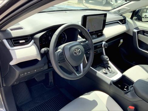 Used 2024 Toyota RAV4 XLE Premium w/ Weather Package AWD/4WD image 17