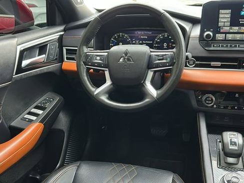 Used 2024 Mitsubishi Outlander SEL image 24