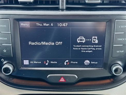 Used 2022 Kia Soul LX image 19