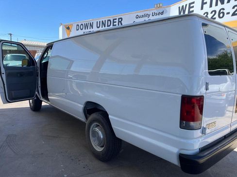 Used 2005 Ford E-350 and Econoline 350 Extended Super Duty RWD image 4