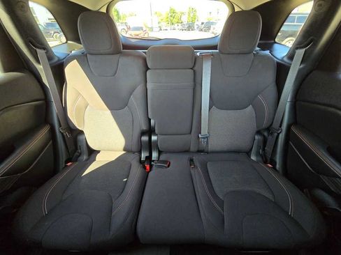 Used 2016 Jeep Cherokee 75th Anniversary image 17