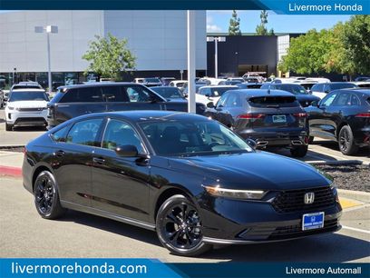 New 2025 Honda Accord SE