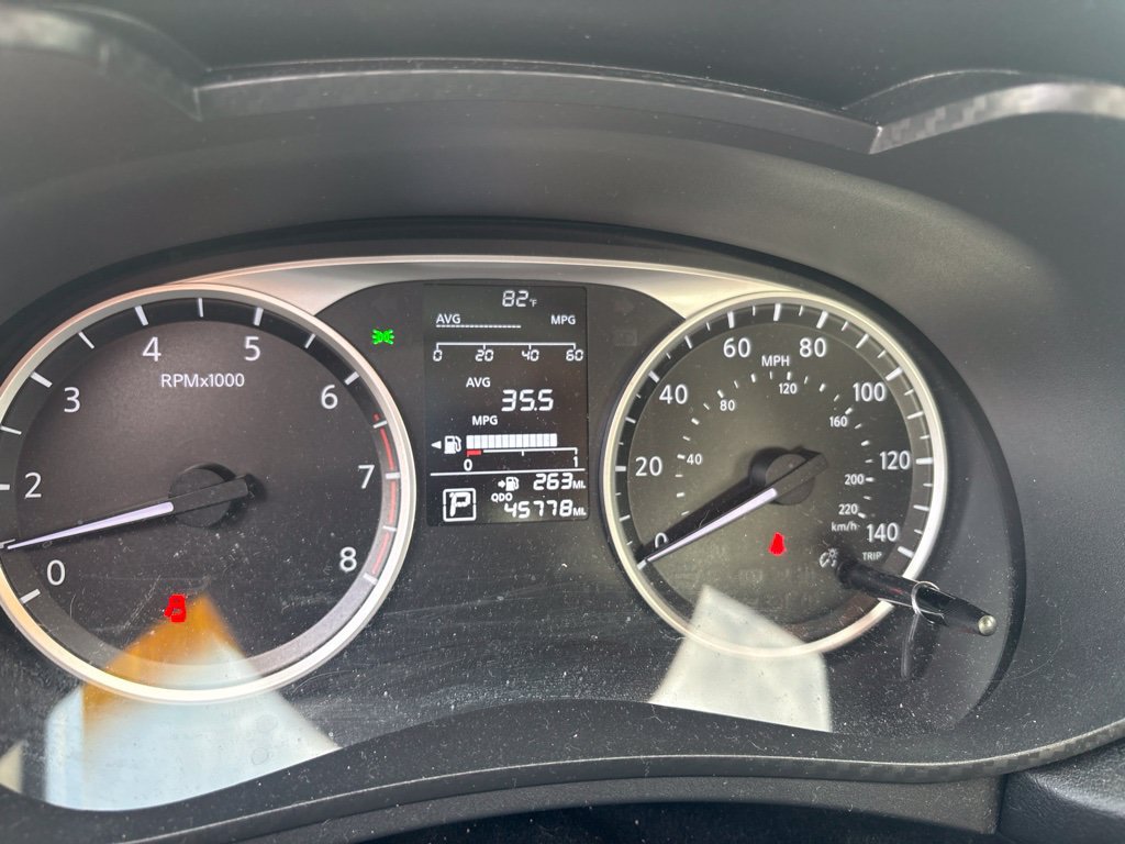 Used 2020 Nissan Versa S FWD image 13