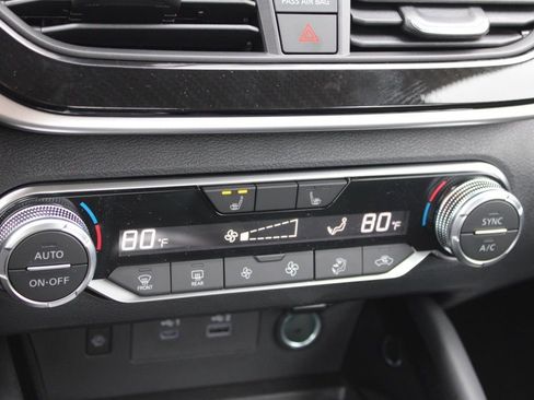 New 2025 Nissan Altima 2.5 SR image 26