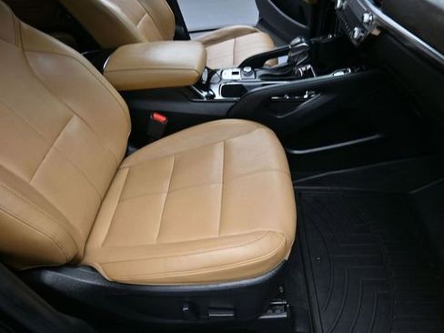 Used 2022 Kia Telluride SX w/ Nightfall Edition Package AWD/4WD image 29