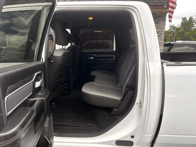 Used 2024 RAM 3500 Big Horn AWD/4WD image 18