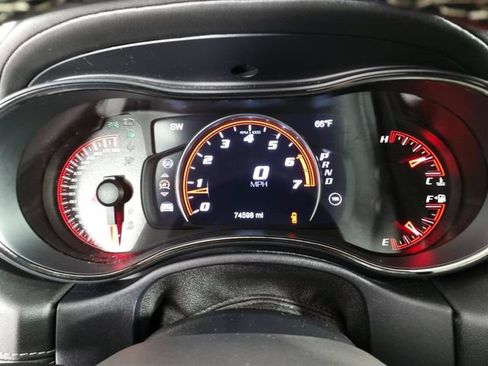 Used 2018 Dodge Durango SRT w/ SRT Interior Appearance Group AWD/4WD image 24