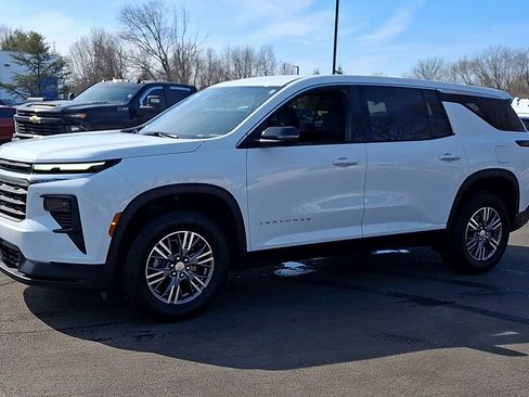 Certified 2024 Chevrolet Traverse LS w/ LPO, Floor Liner Package image 7