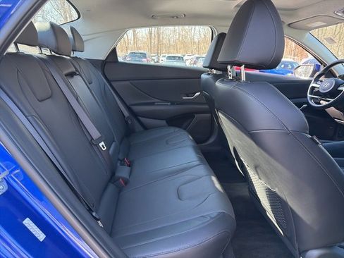 Certified 2023 Hyundai Elantra Limited image 11