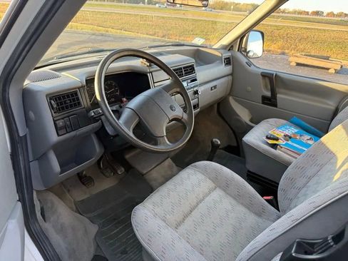 Used 1995 Volkswagen Eurovan Camper image 17