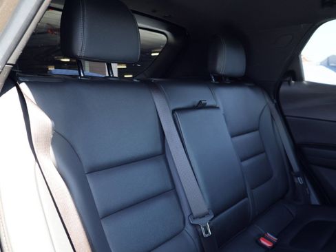 Used 2021 Chevrolet TrailBlazer ACTIV w/ Technology Package image 22