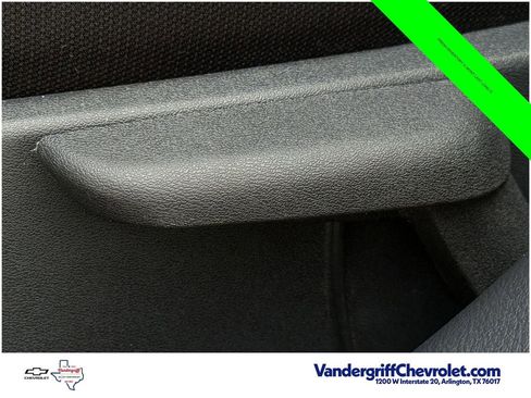 Used 2025 Nissan Versa SV FWD image 21