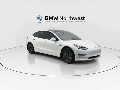 Used 2017 Tesla Model 3 Standard Range image 6