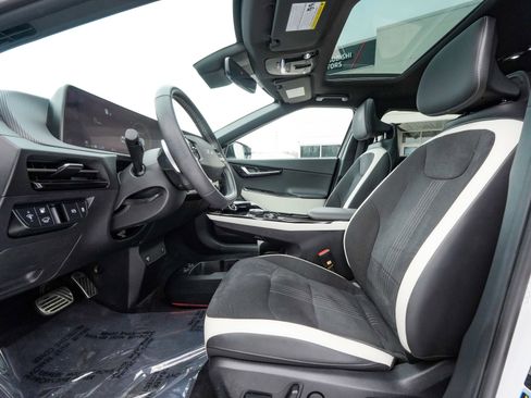 Used 2024 Kia EV6 GT-Line image 31