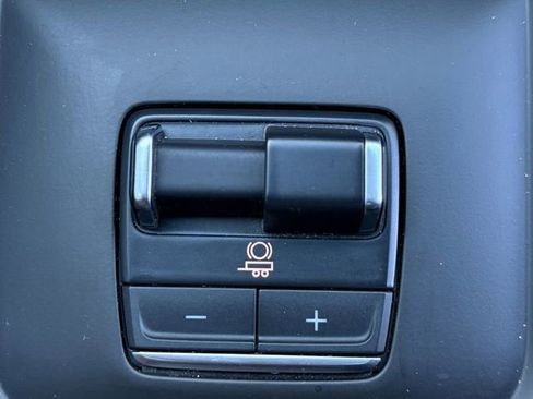 Certified 2024 GMC Sierra 3500 Denali Ultimate image 7