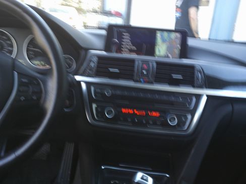 Used 2013 BMW 328i xDrive Sedan image 23