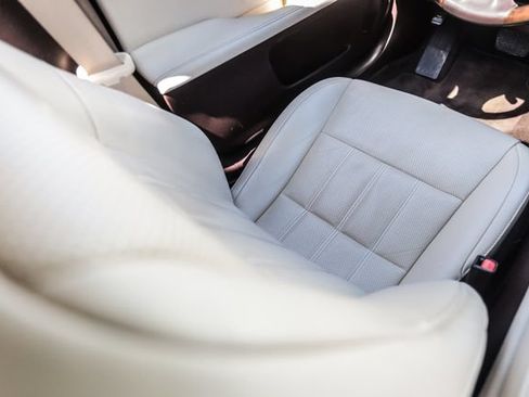 Used 2018 Lexus ES 350 w/ Luxury Package w/Wood Trim FWD image 52
