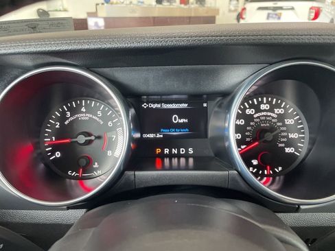 Used 2022 Ford Mustang Premium image 14