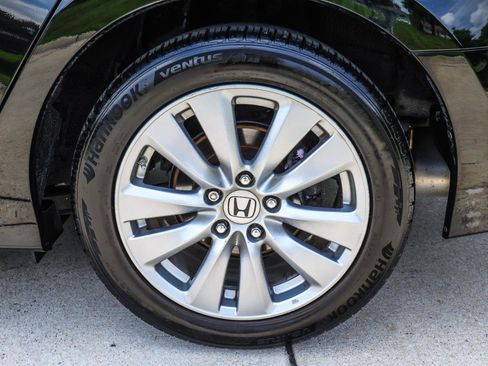 Used 2011 Honda Accord EX-L image 17