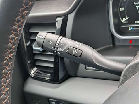 Used 2023 GMC Sierra 1500 AT4 w/ AT4 Premium Package image 28