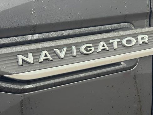Used 2024 Lincoln Navigator Reserve image 60
