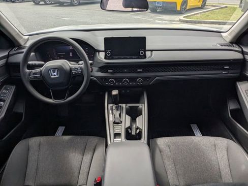 Used 2024 Honda Accord EX image 13