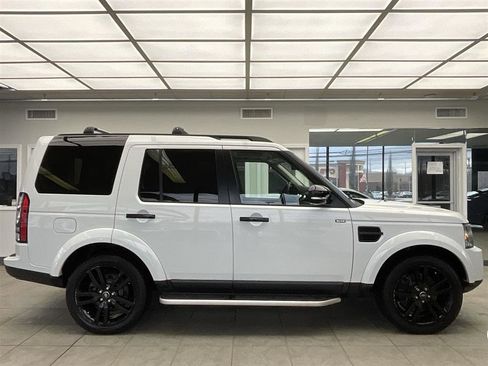 Used 2016 Land Rover LR4 HSE image 4
