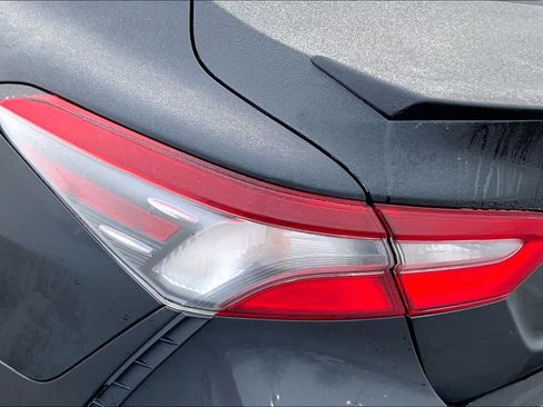 Used 2023 Toyota Camry SE image 27