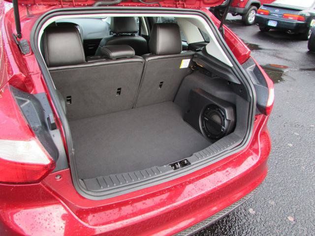Used 2014 Ford Focus SE w/ Equipment Group 201A FWD image 13