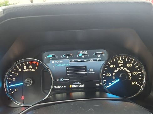 Used 2016 Ford F150 Platinum w/ Equipment Group 701A Luxury image 19