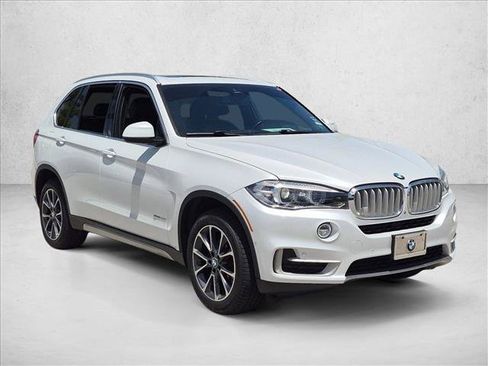 Used 2018 BMW X5 sDrive35i RWD image 3