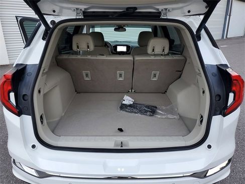 Used 2020 GMC Terrain Denali w/ Denali Premium Package image 26