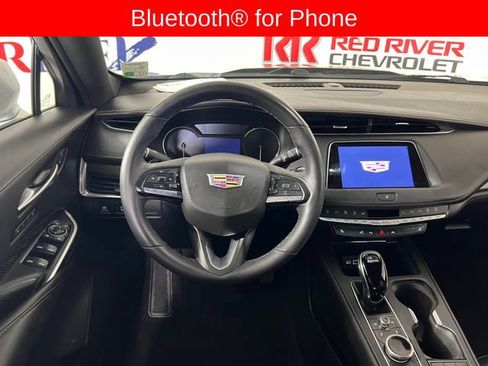 Used 2022 Cadillac XT4 Sport w/ Enhanced Visibility Package FWD image 14