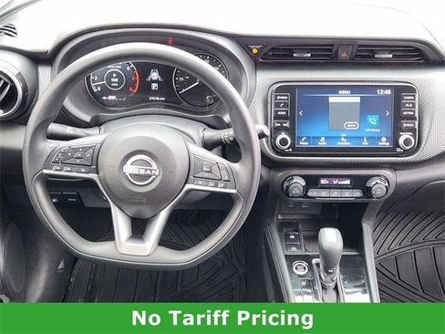 Used 2022 Nissan Kicks SV image 26