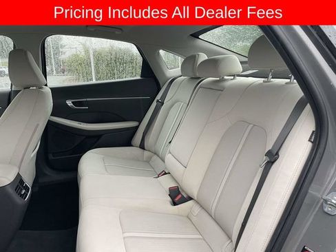 Used 2023 Hyundai Sonata SEL w/ Convenience Package FWD image 16