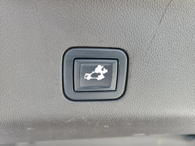 Used 2022 GMC Yukon XL Denali AWD/4WD image 33