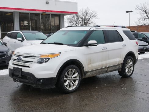Used 2014 Ford Explorer Limited w/ Equipment Group 302A image 2