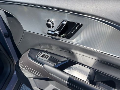 Used 2024 Cadillac Lyriq Tech w/ Driver Assist Package AWD/4WD image 33