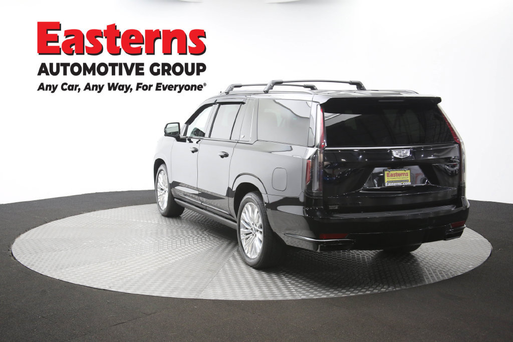 Used 2024 Cadillac Escalade ESV Sport Platinum w/ LPO, ONYX Package AWD/4WD image 75
