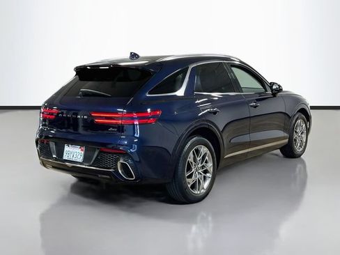 Used 2022 Genesis GV70 2.5T w/ Select Package AWD/4WD image 7
