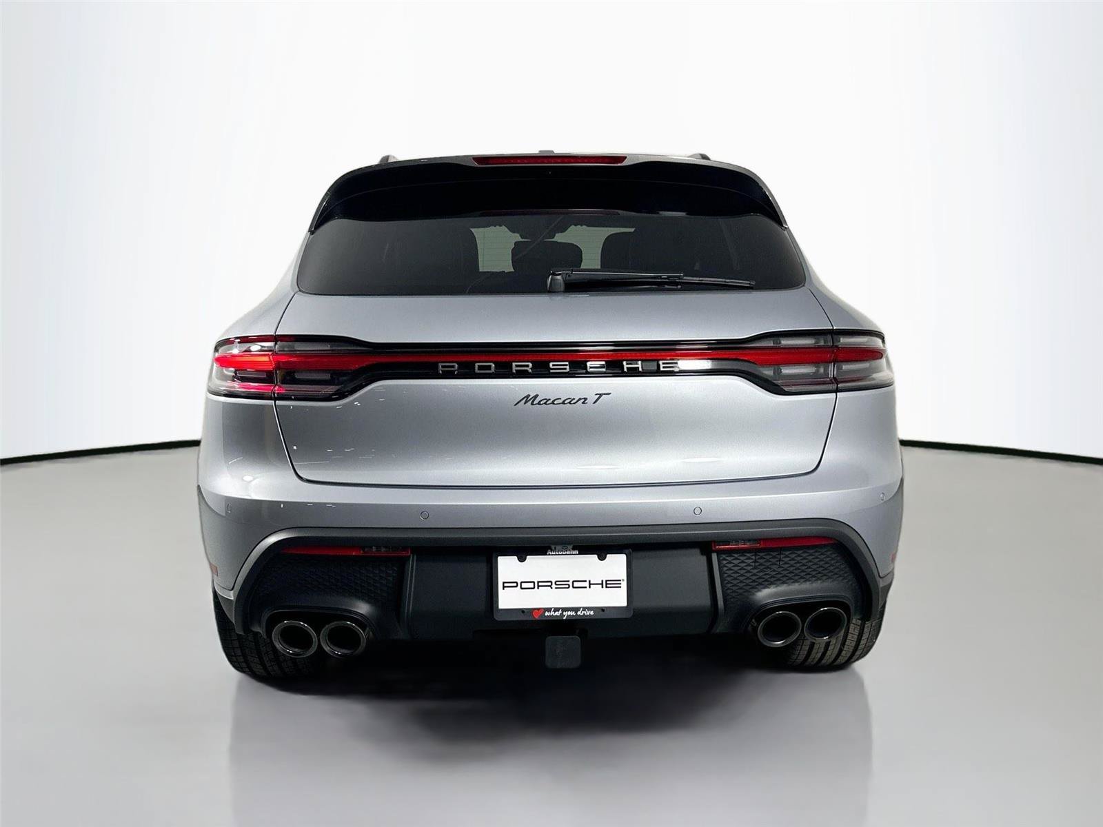 Used 2026 Porsche Macan Turbo AWD/4WD image 6