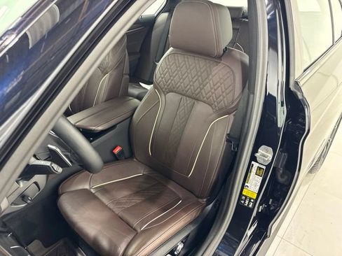 Used 2023 BMW 540i xDrive w/ M Sport Package AWD/4WD image 13