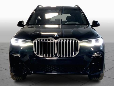 Used 2022 BMW X7 xDrive40i w/ M Sport Package image 4