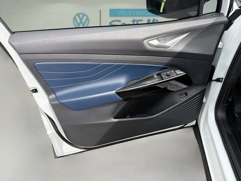 Certified 2025 Volkswagen ID.4 Pro S w/ ID.4 Black Package image 20