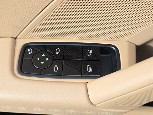 Used 2021 Porsche 911 Carrera image 22