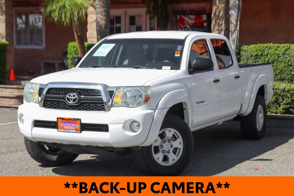 Used 2011 Toyota Tacoma 4x4 Double Cab w/ SR5 Pkg #2 w/JBL Audio image 4