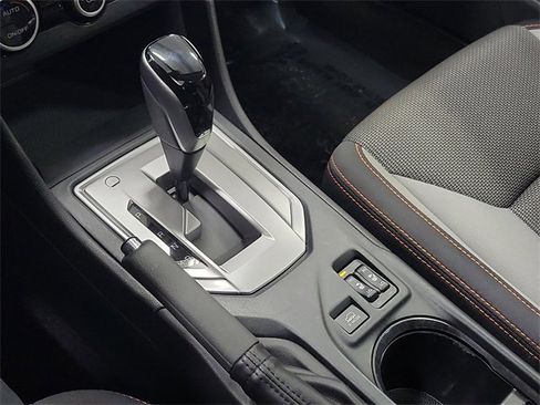 Used 2023 Subaru Crosstrek 2.0i Premium image 32